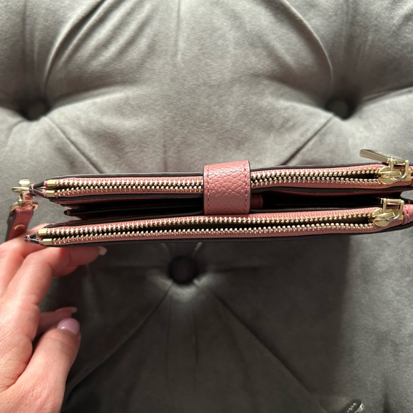 MK Adele Leather Smartphone Wallet - Picture 2 of 3